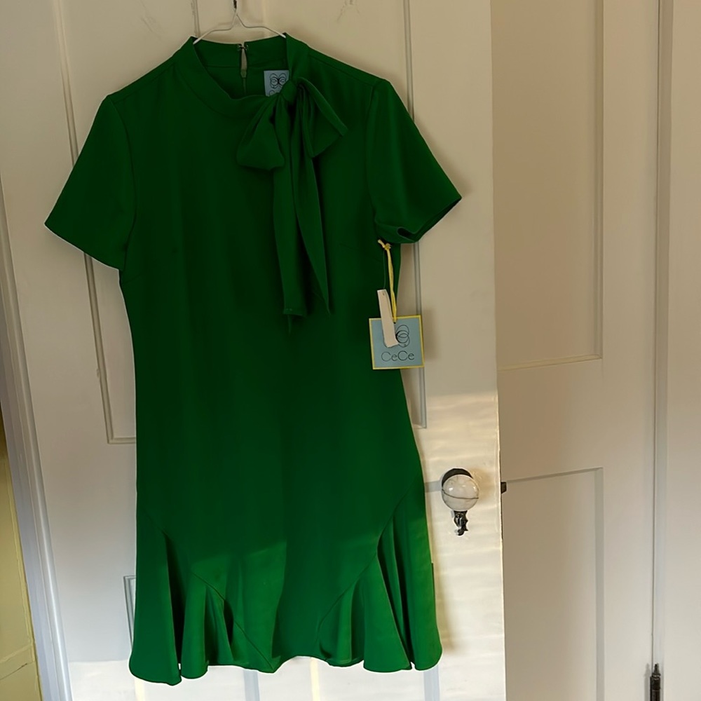 Lush green party dress!